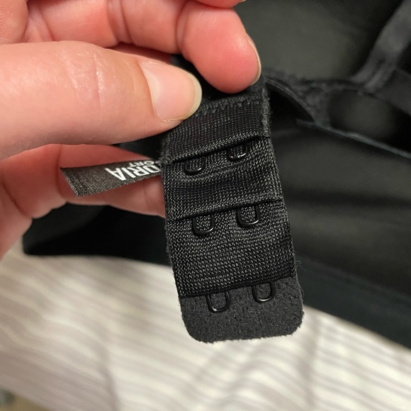 VS SPORTS BRA - Picture 7 of 9